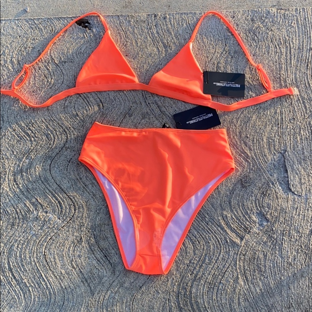 Neon orange 🍊 two piece bathing suit 👙